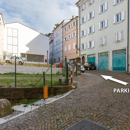 Wifi E Parcheggio In Centro A 아파트 *