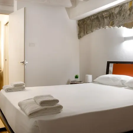 Lägenhet Wifi E Parcheggio In Centro A